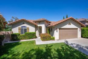 Manzanita Manor-Whimsical art & near downtown